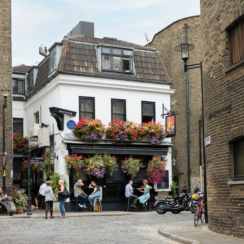 Mayflower Pub at Canada Water