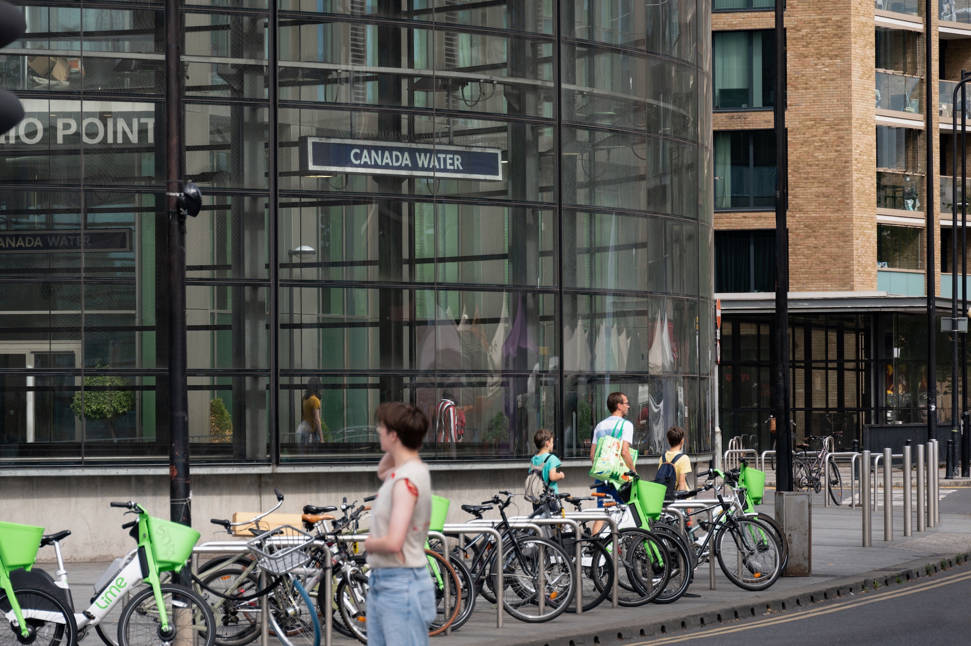 Canada Water Station