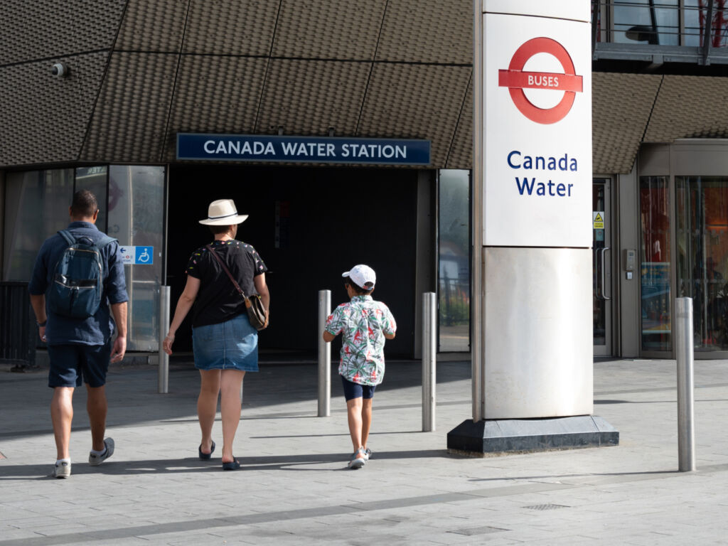 Canada Water Station entrance