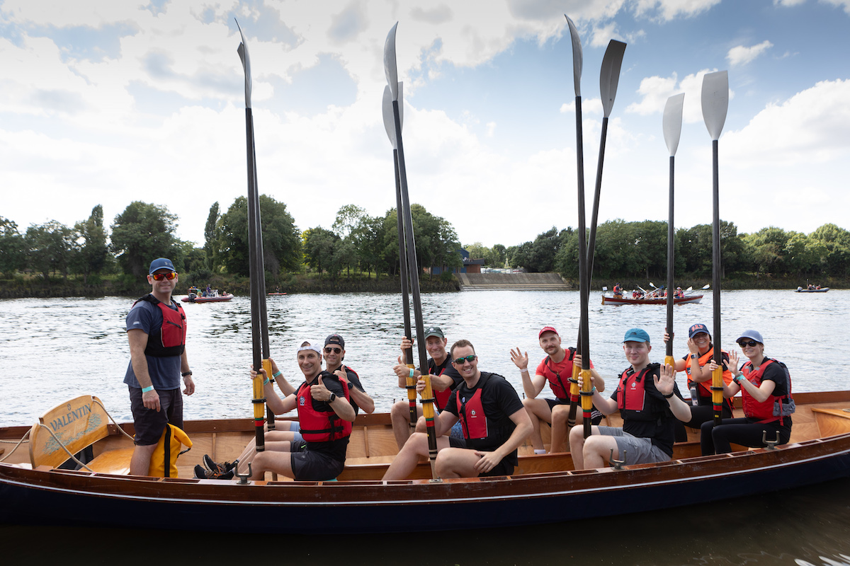 Art-Invest Real Estate team takes part in London Youth Rowing Oarsome challenge